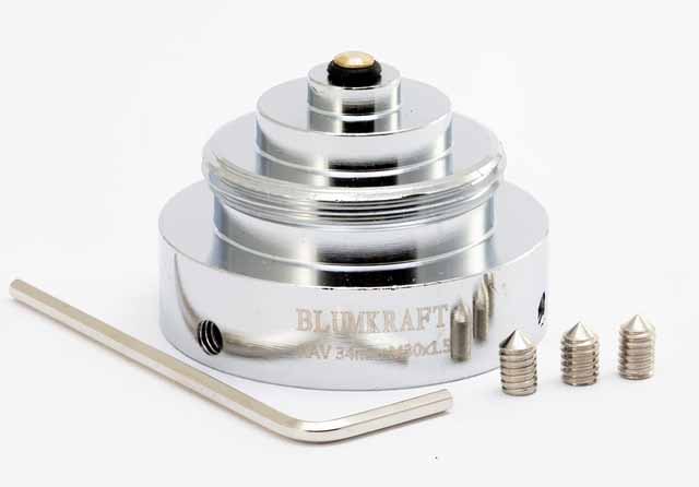 Adaptateur de radiateur BLUMKRAFT, marque gravée sur le corps